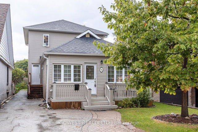 98 Kalmar Avenue