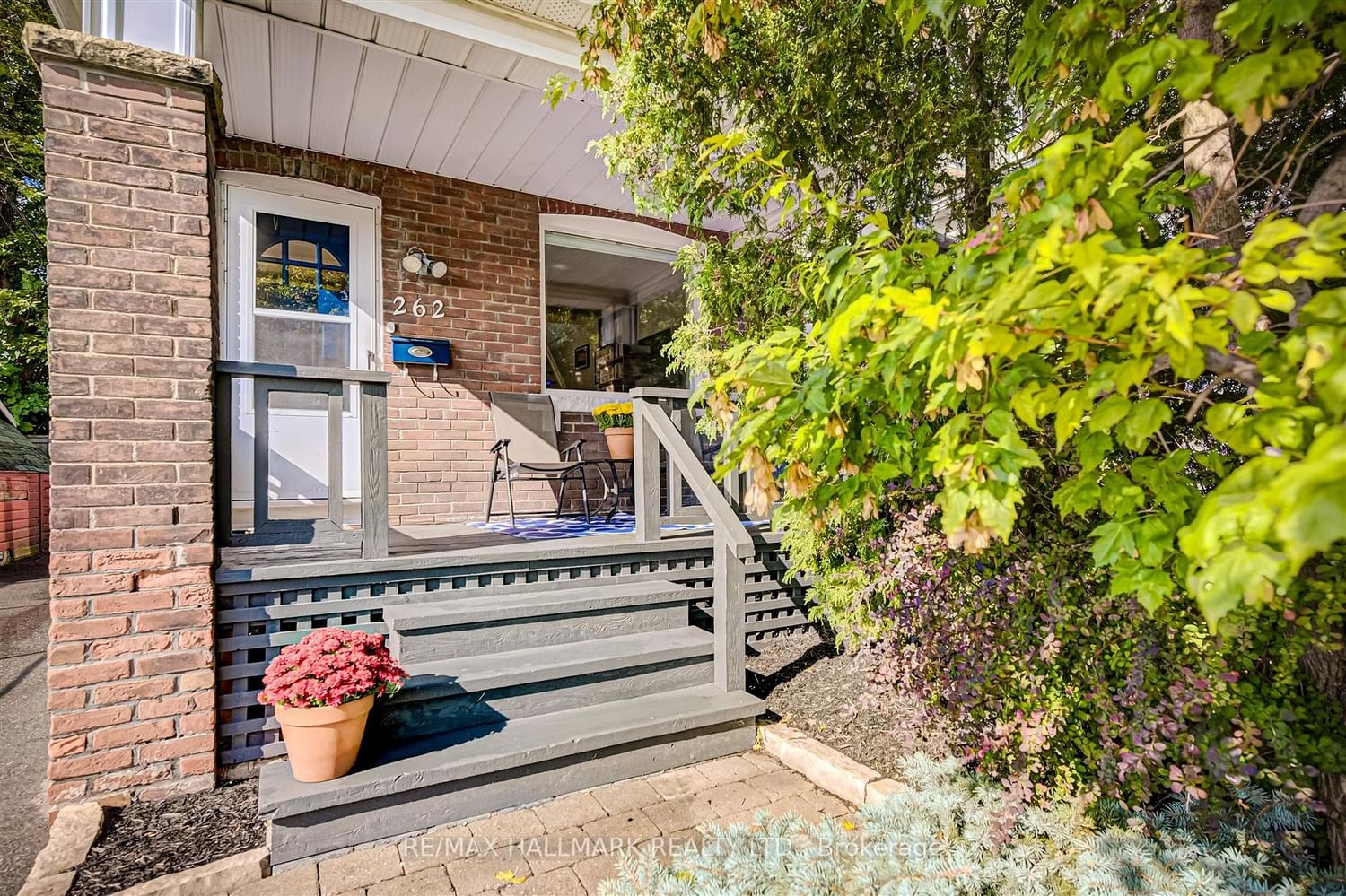 Listing Image 3