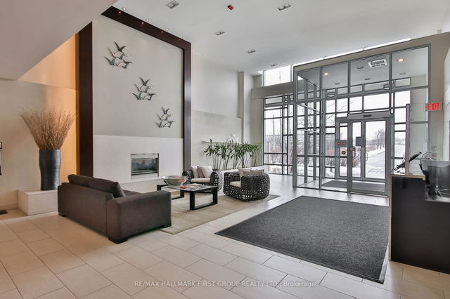 707 - 1600 Charles Street