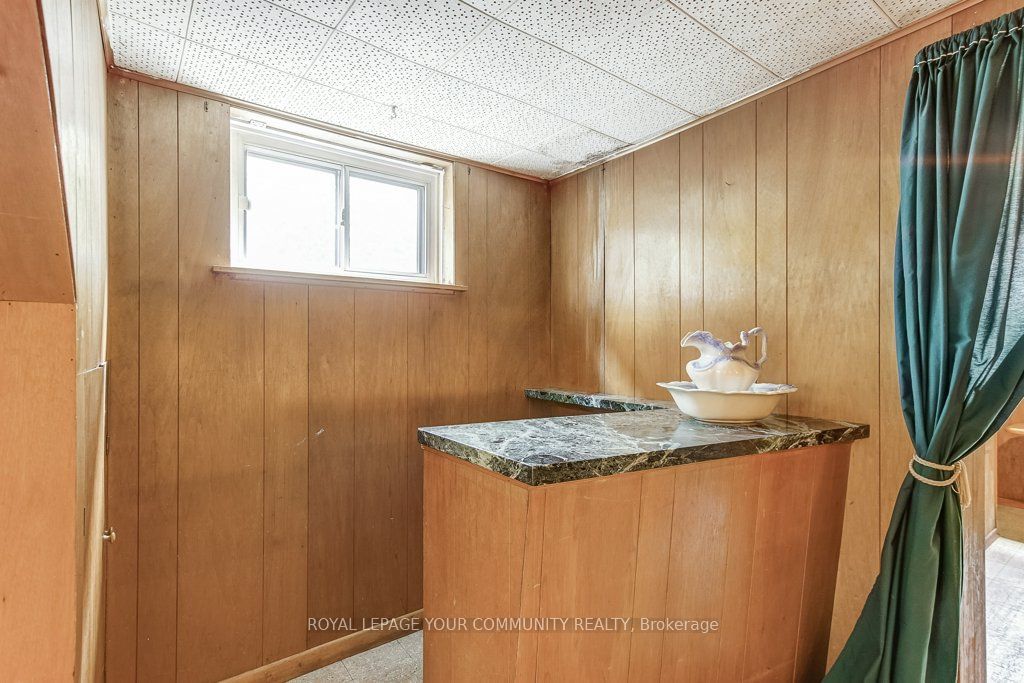 Listing Image 28