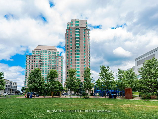 2106 - 1 Lee Centre Drive