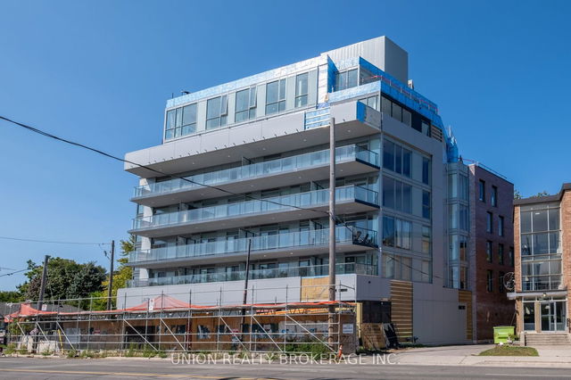 404 - 1316 Kingston Road