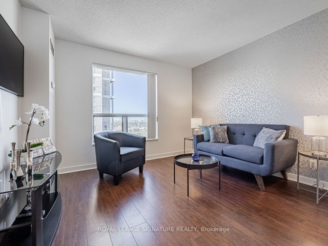 2711 - 38 Lee Centre Drive