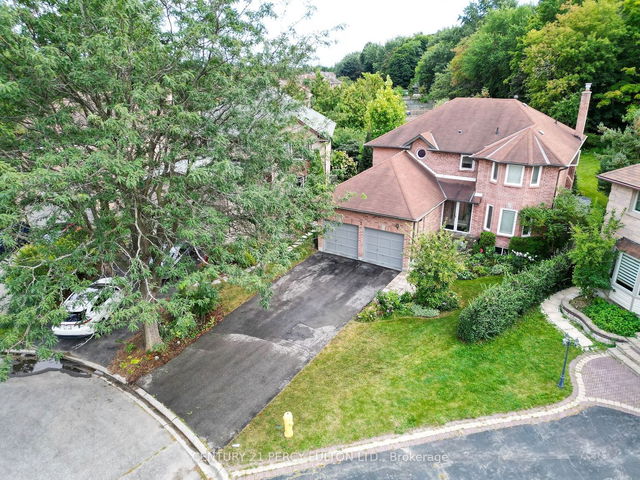 3 Mosa Court