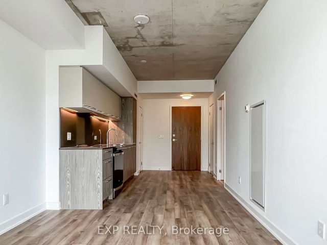 706 - 45 Baseball Place