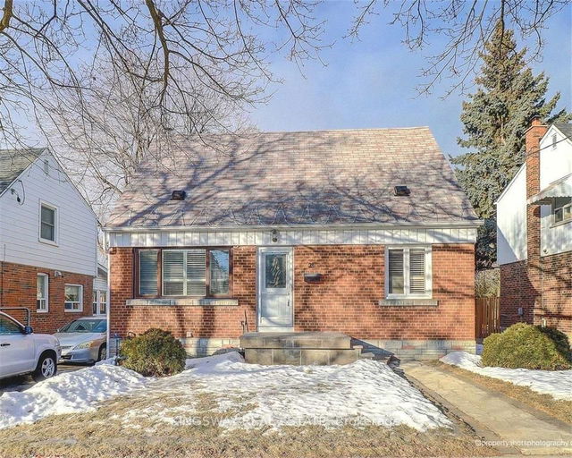 21 Eastgate Crescent