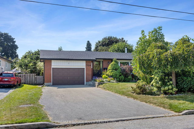 720 Leaside Street