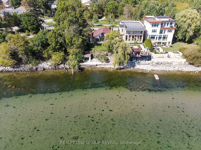907 Beachpoint Promenade