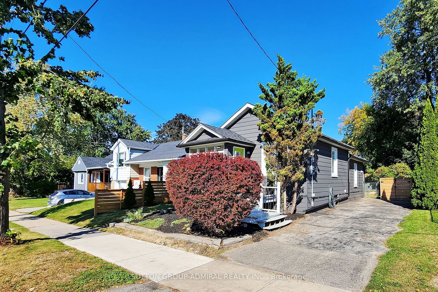 Detached House sold at 3722 St Clair Avenue, Toronto, Cliffcrest, M1M 1T6 - MLS: E7032796
