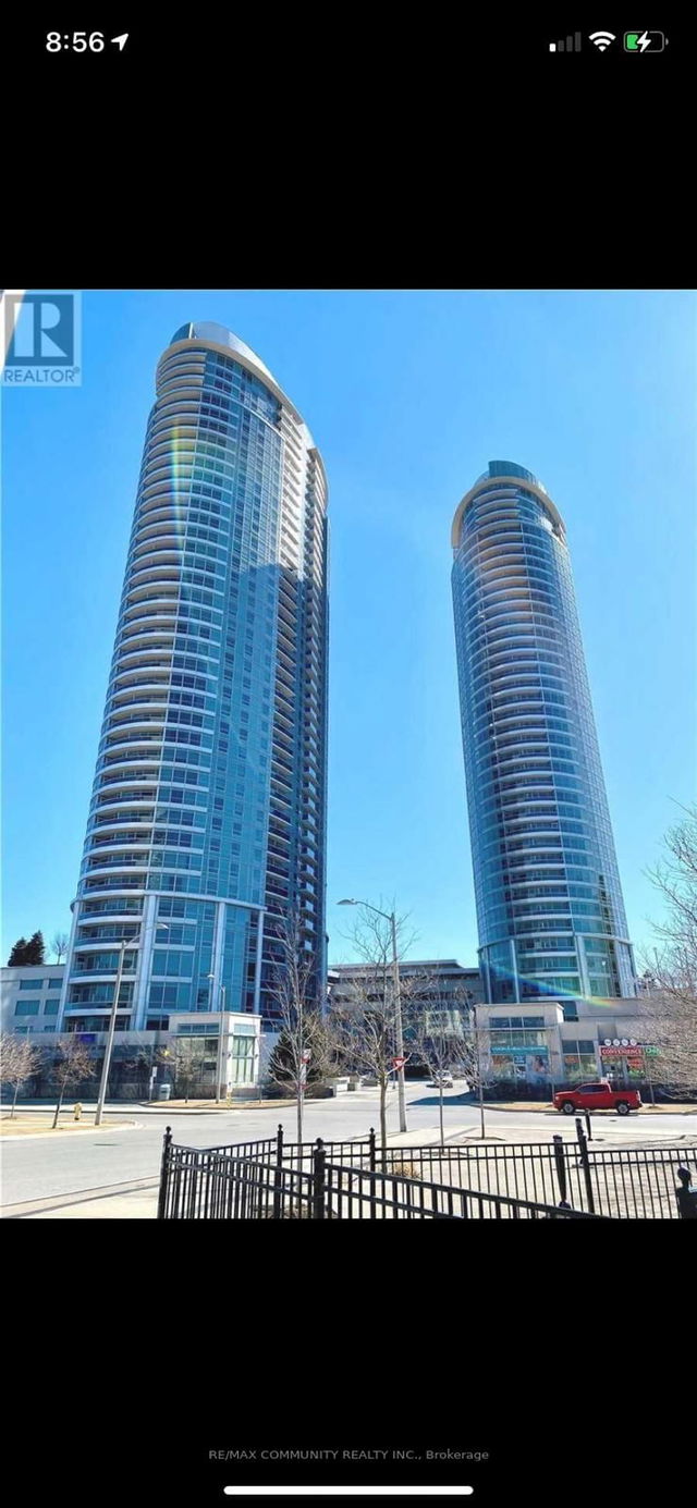 PH12 - 125 Village Green Square