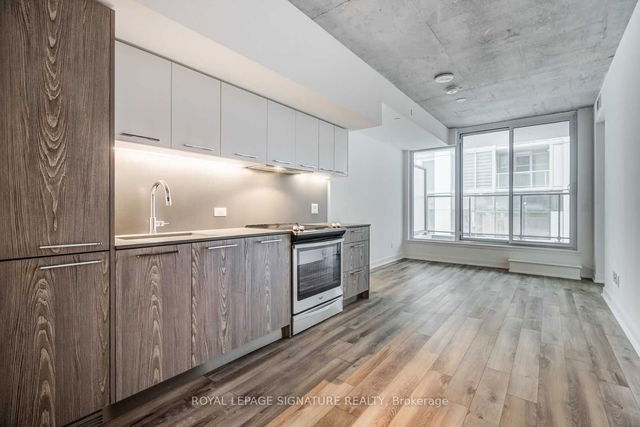 406 - 30 Baseball Place