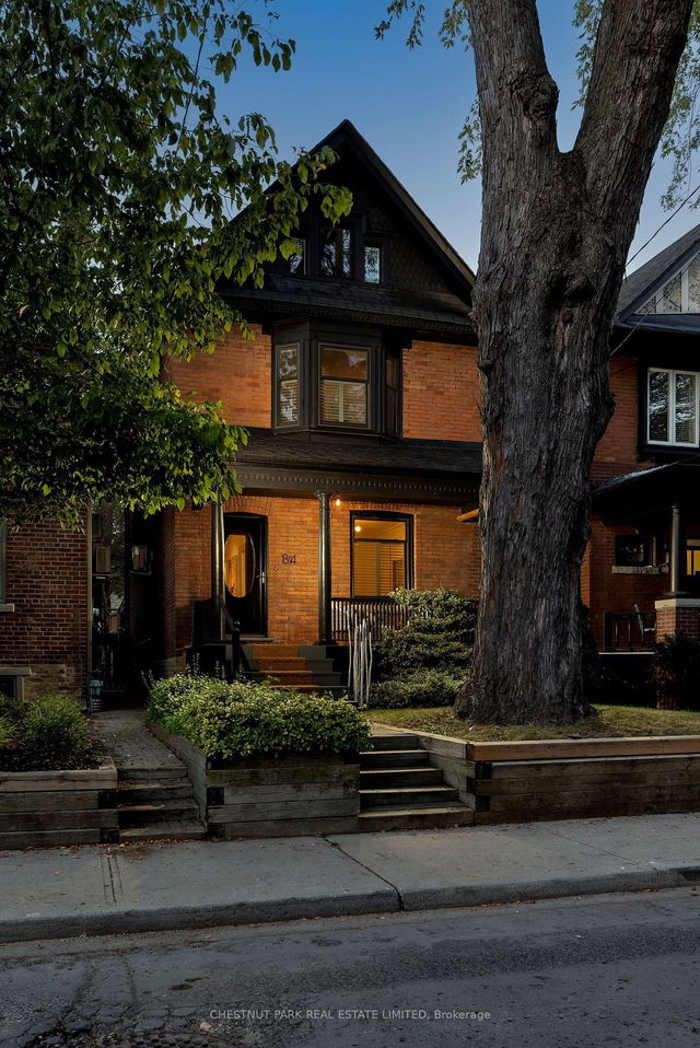 84 Dearbourne Avenue