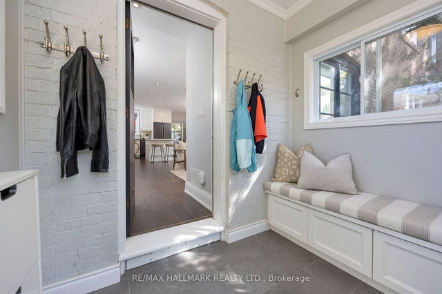 211 Lee Avenue