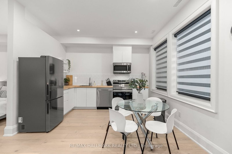 12 Glenside Ave, Toronto, M4L 2T5 | Image 3