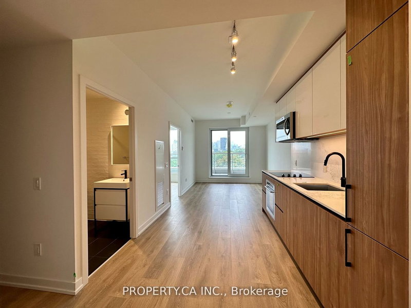 606 - 150 Logan Ave, Toronto, M4M 0E4 | Image 2