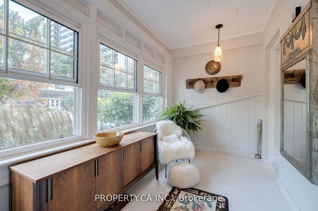 30 Meadow Avenue