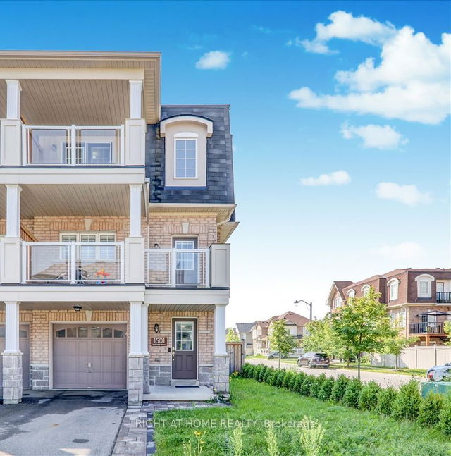 1501 Spinnaker Mews