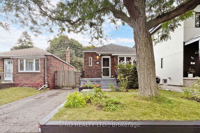 88 Manderley Drive