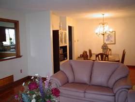 7 Snowhill Cres, Toronto, M1S3T4 | Image 2