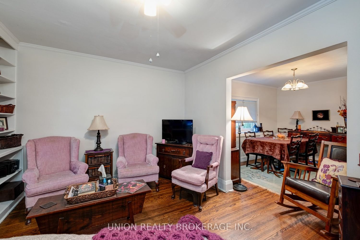 Listing Image 5