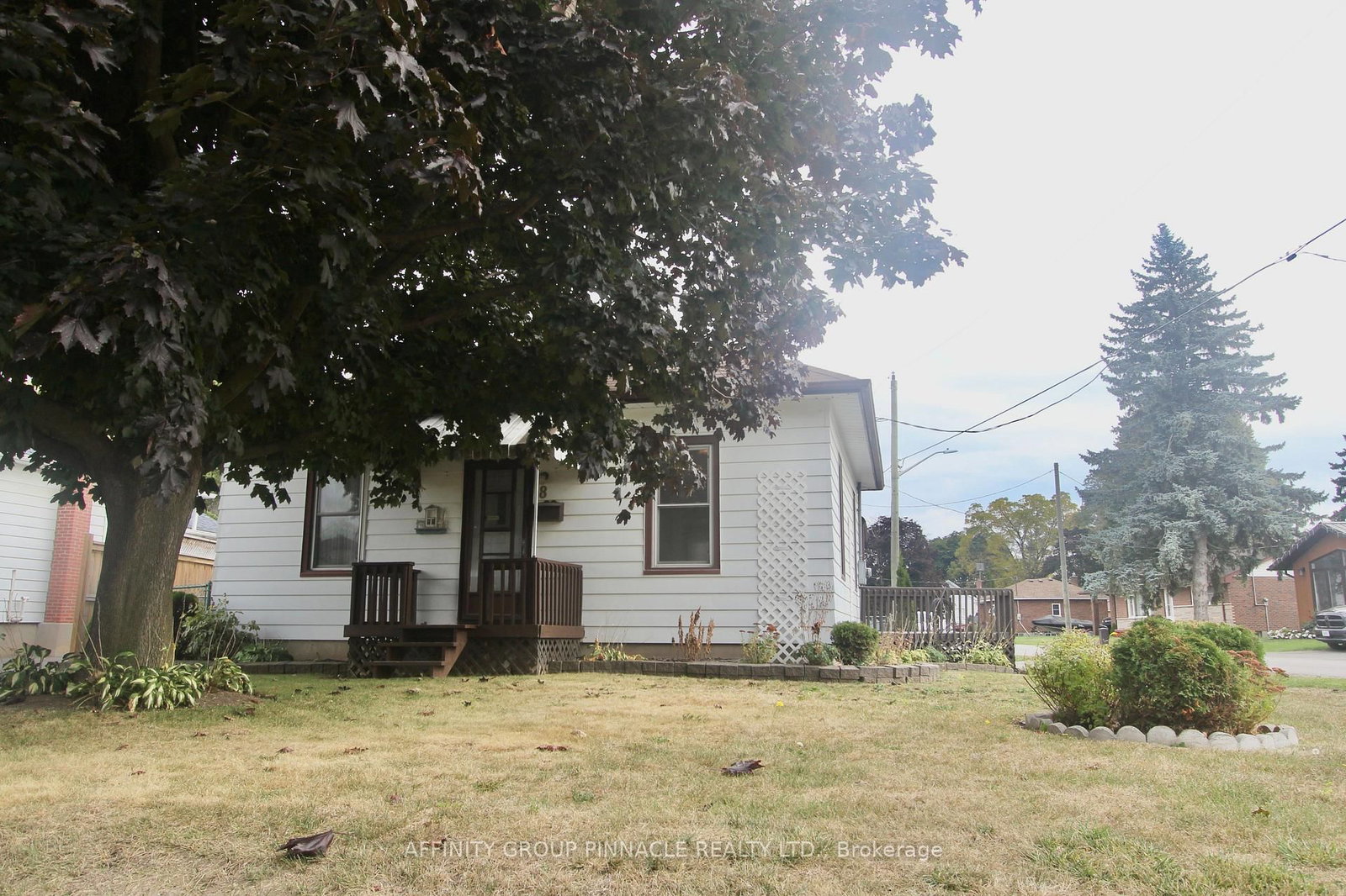Listing Image 3