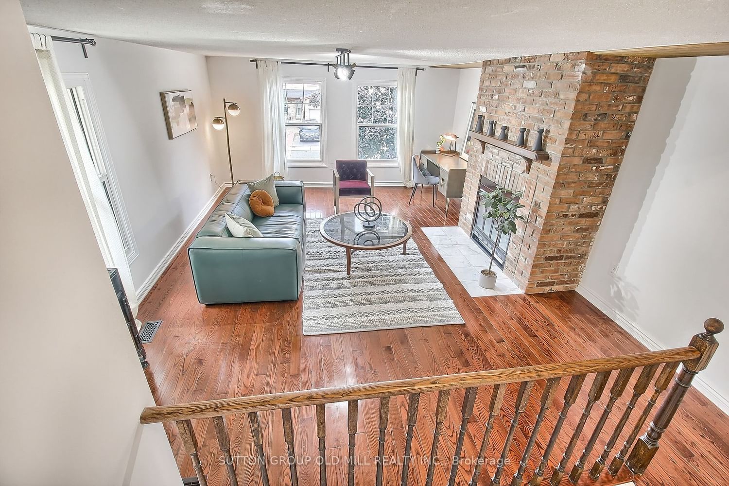 Listing Image 19
