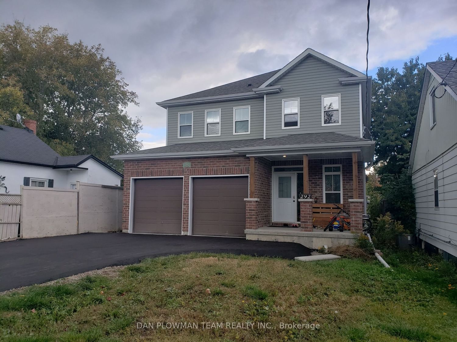 Listing Image 3