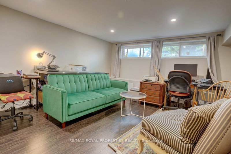 Bsmt - 49 Mcgregor Rd, Toronto, M1P 1C9 | Image 2