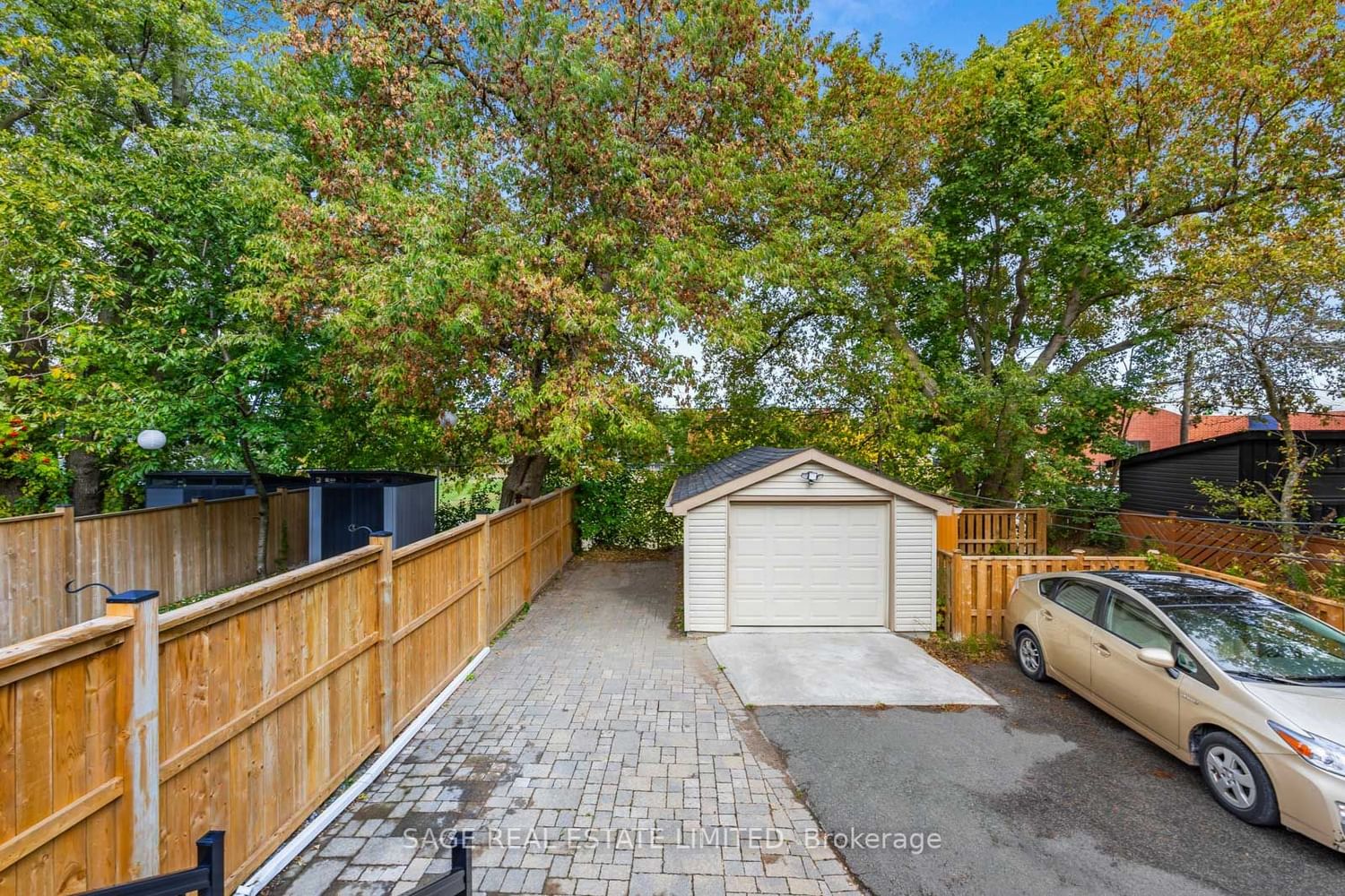 Listing Image 34