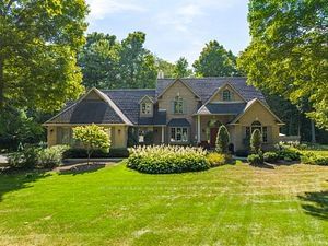 27 Timberlane Court