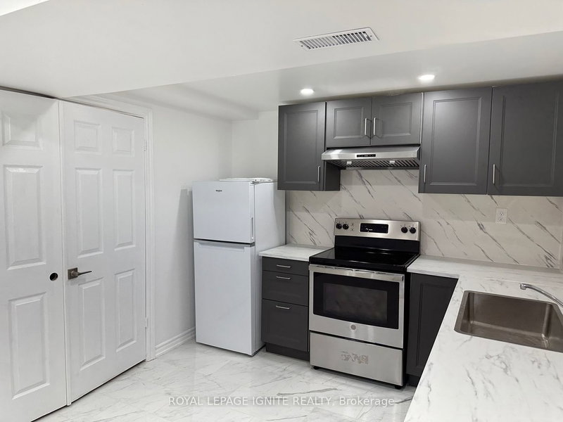Bsmt - 111 Misty Hills Tr, Toronto, M1X 1T3 | Image 3