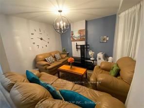 2 - 1392 queen Street E