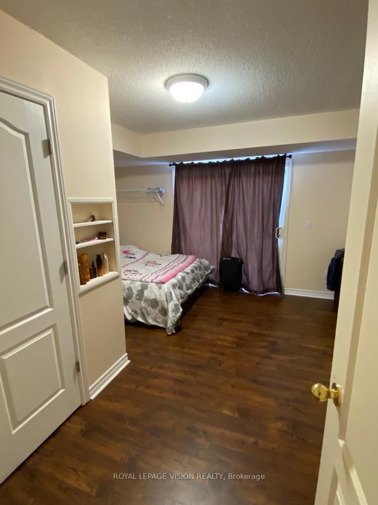 34 Kiriakou St, Toronto, M1P 5H2 | Image 3