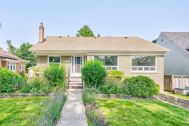 193 Scarboro Crescent