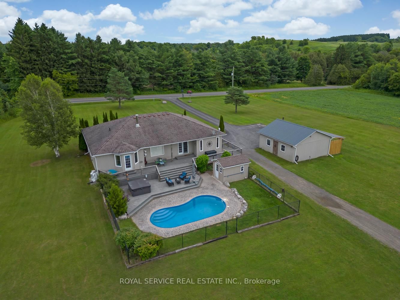 Listing Image 3