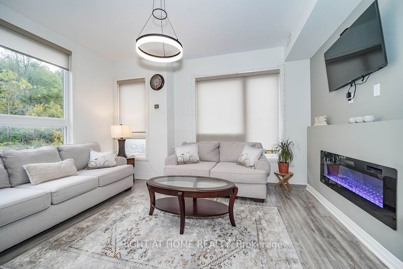 1673 Pleasure Valley Path, Oshawa, L1G 0E3 | Image 2