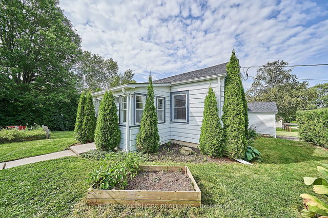 1086 Church Street