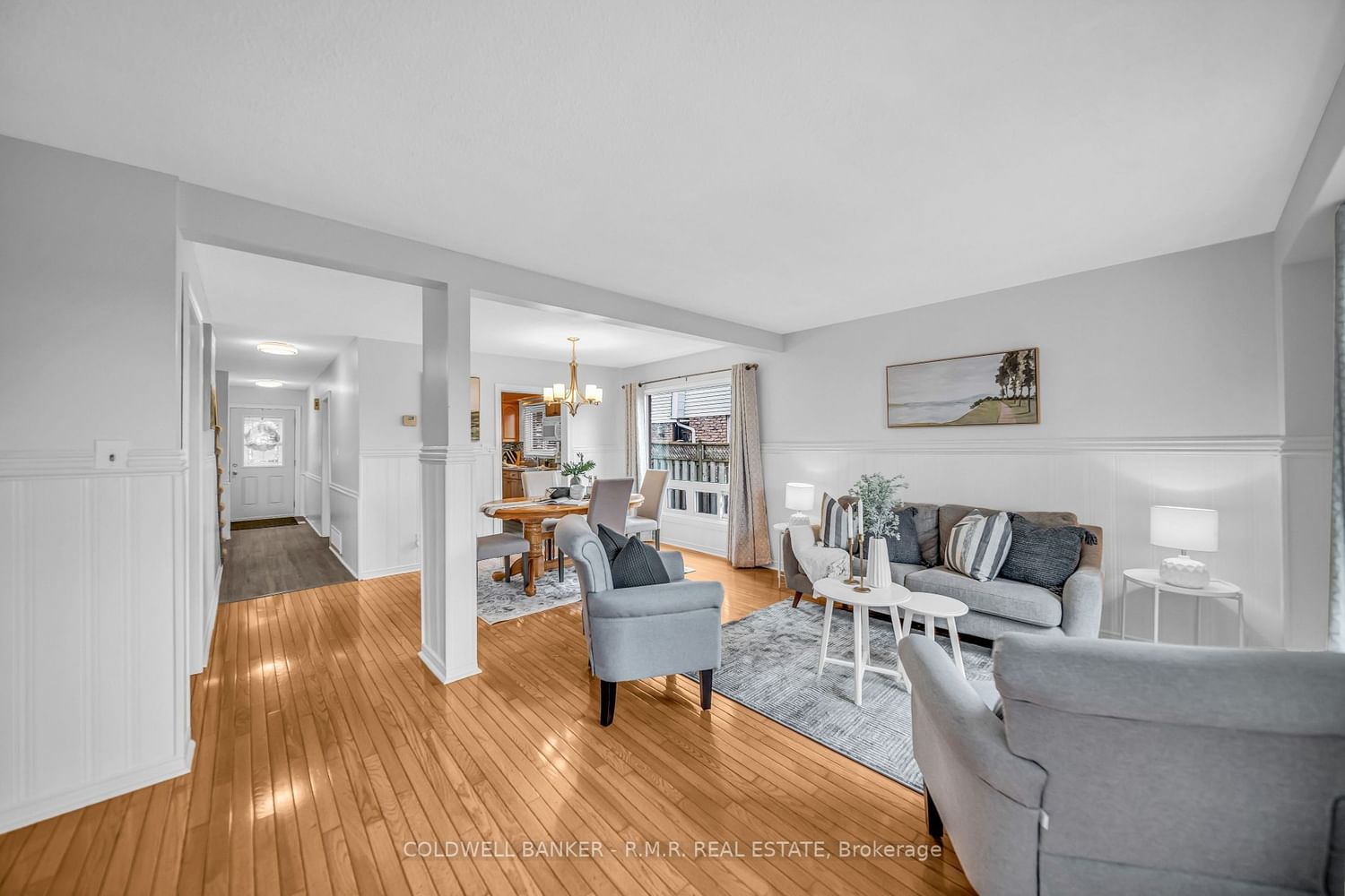 Listing Image 7