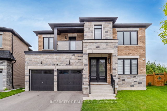 1035 Kingpeak Crescent