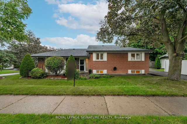9 Landfair Crescent
