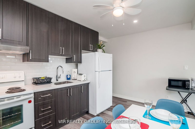 Unit 2 - 2626 Eglinton Ave E, Toronto, M1K 2S3 | Image 3
