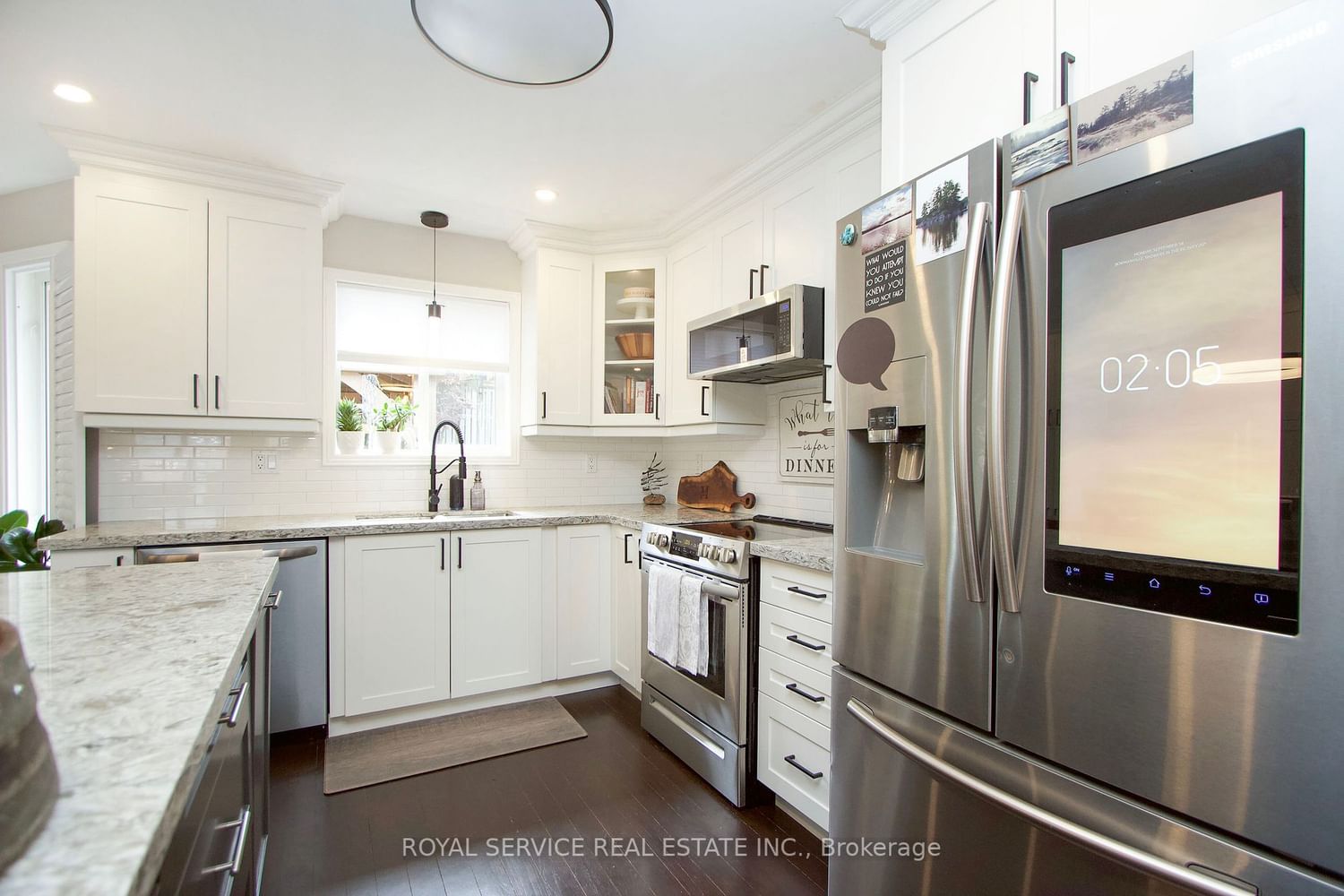 Listing Image 7