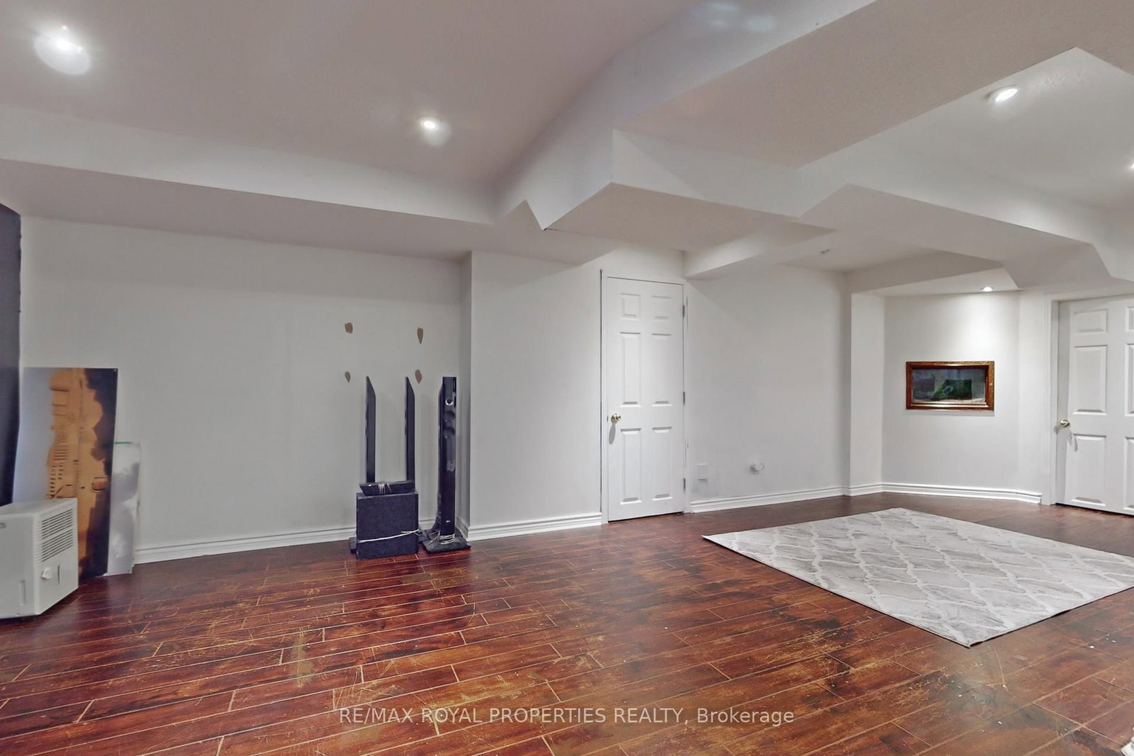 Listing Image 37