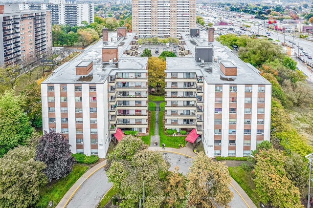 403 - 915 Midland Avenue