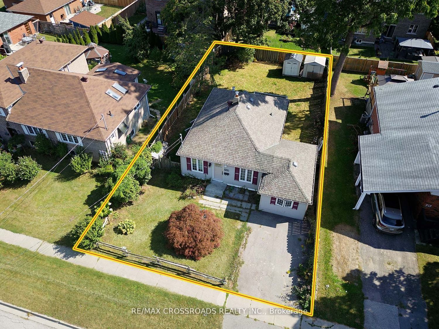 Listing Image 4