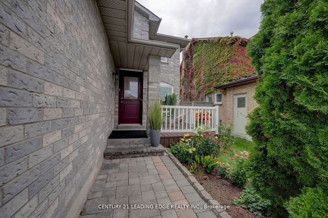 559 Steeple Hill