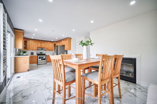 Main - 26 Dali Crescent