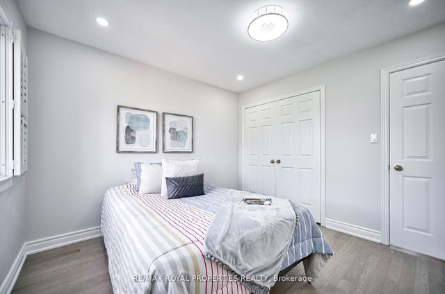 Main - 26 Dali Crescent