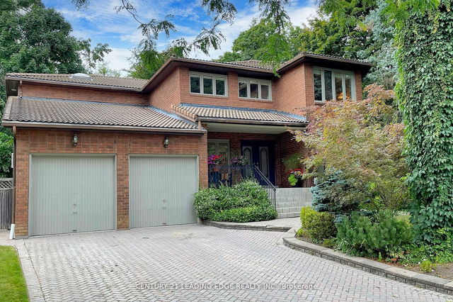 12 Stornoway Court