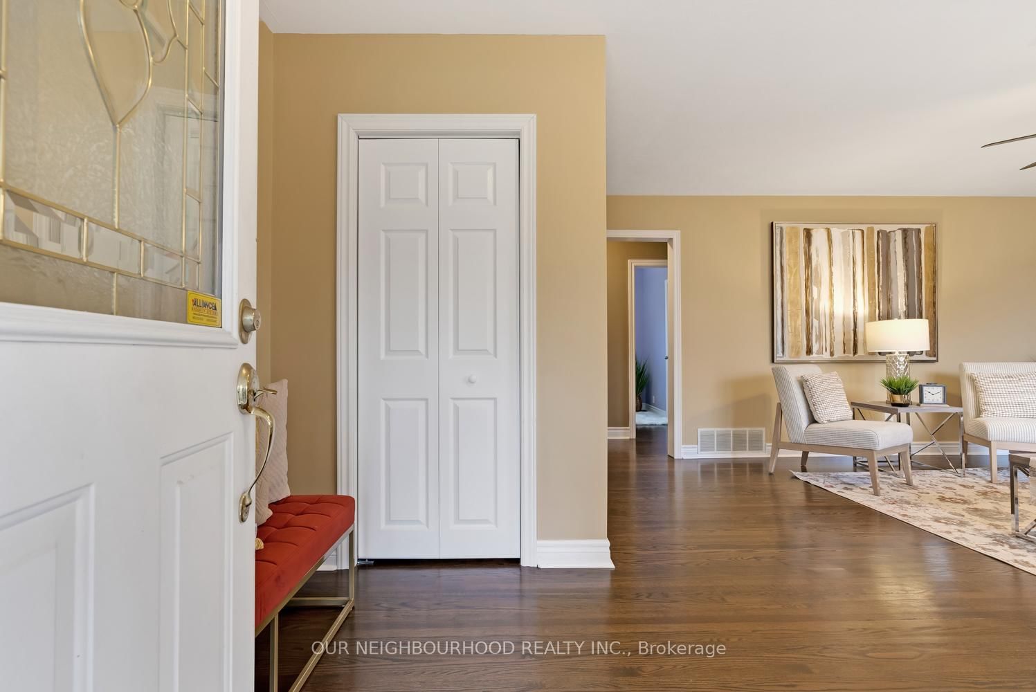 Listing Image 7
